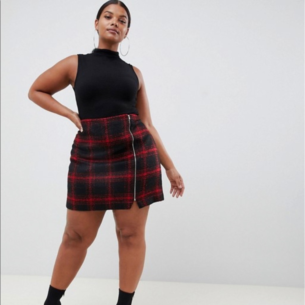 Red check mini skirt with asymmetric zip